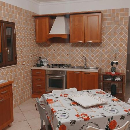 Appartement La Casa Di Mammà à Naples Extérieur photo
