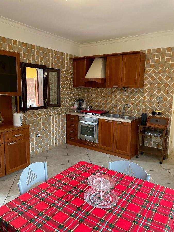 Appartement La Casa Di Mammà à Naples Extérieur photo