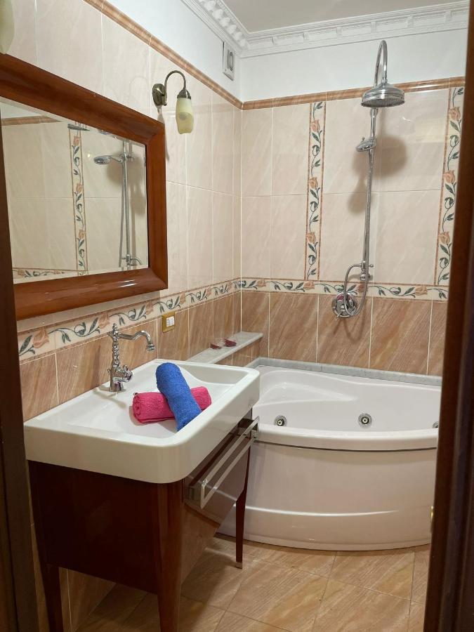 Appartement La Casa Di Mammà à Naples Extérieur photo