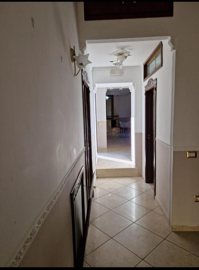 Appartement La Casa Di Mammà à Naples Extérieur photo