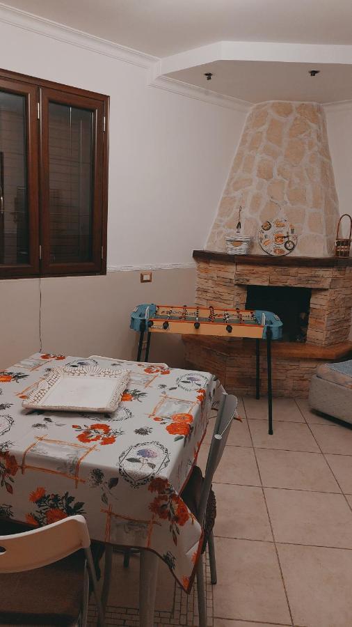 Appartement La Casa Di Mammà à Naples Extérieur photo